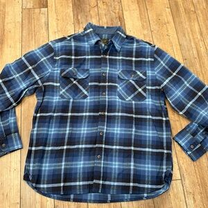 Men’s Heritage Flannel Long Sleeve Button Down